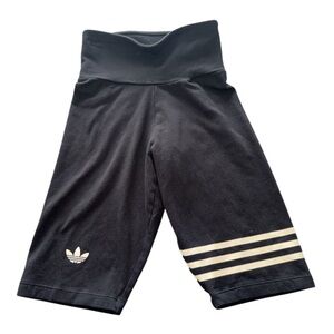 Adidas Adicolor Neuclassics Bike Leggings